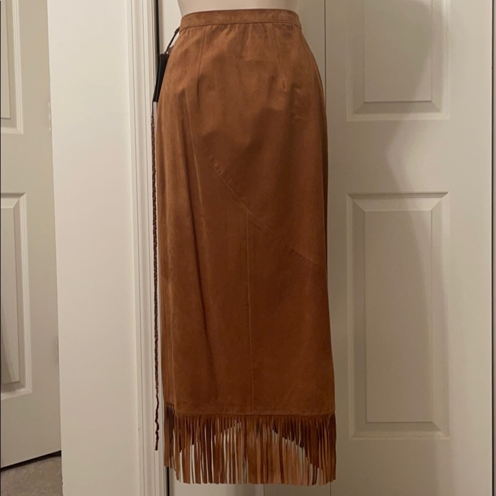 Suede skirt - Picture 2 of 7